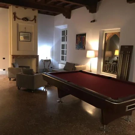 Hotel Foresteria Del Castello San Giorgio Canavese