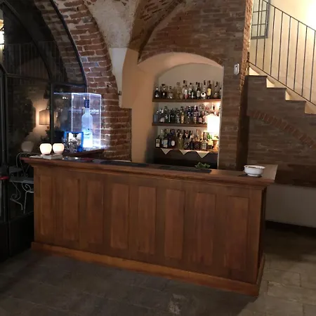 Hotel Foresteria Del Castello 3*
